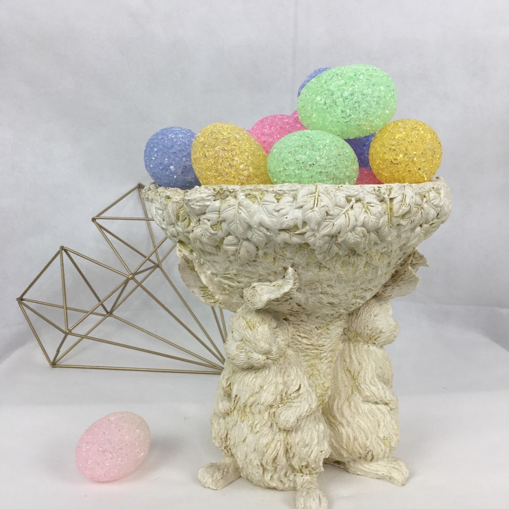 Sculpted Rabbit Bowl
